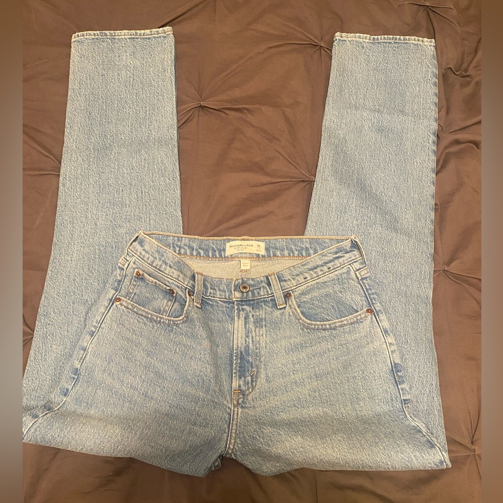 Abercrombie & Fitch the 90’s straight jeans